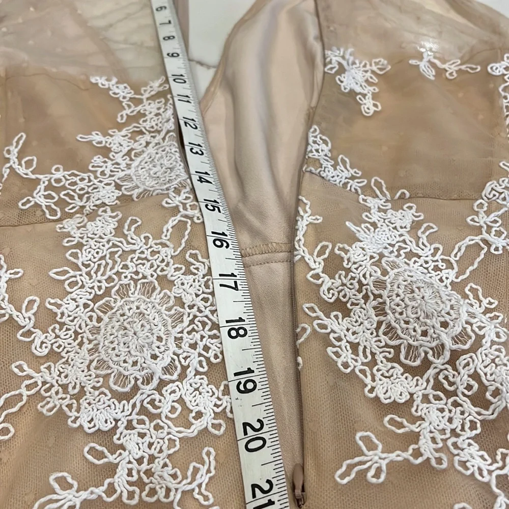 NBD stunning Beige with beautiful White Embroidery overlay dress. Sleeveless L - Picture 14 of 16